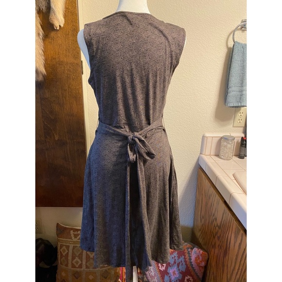 Toad&Co Cue Sleeveless Faux Wrap Dress Brown Herringbone V-Neck Women's - Picture 2 of 5